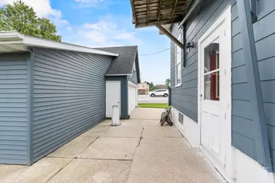 108 Lilac Drive, Francis Creek, WI 54214 - Photo 27