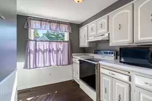 617 4th St, Oconto, WI 54153 - Photo 19