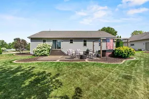 4301 Fieldcrest Dr, Kaukauna, WI 54130 - Photo 53