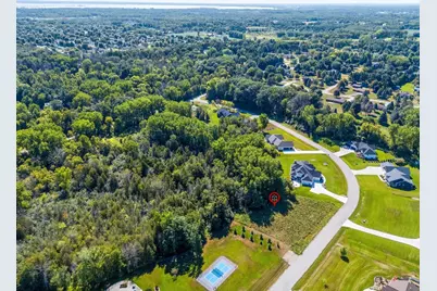 2520 Breezeway Bluff Court, Green Bay, WI 54313 - Photo 9
