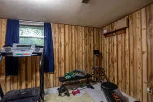 1049 Gillingham Rd, Neenah, WI 54956 - Photo 17