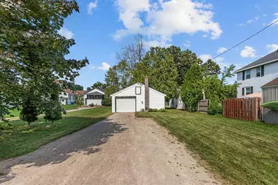 541 Ceape Avenue, Oshkosh, WI 54901 - Photo 33