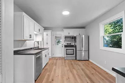 828 S Chestnut Avenue, Green Bay, WI 54304 - Photo 11