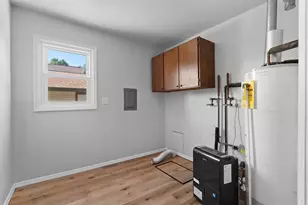 828 S Chestnut Ave, Green Bay, WI 54304 - Photo 21