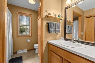 3023 E Greenleaf Dr, Appleton, WI 54913 - Photo 19