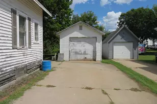 324 S Washington St, Shawano, WI 54166 - Photo 5