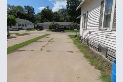 324 S Washington Street, Shawano, WI 54166 - Photo 9