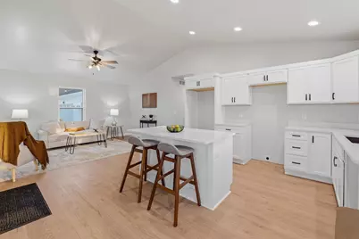 W5311 E Pioneer Road, Fond du Lac, WI 54935 - Photo 7