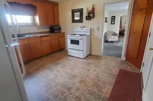 243 Park Ave, Oconto Falls, WI 54154 - Photo 15