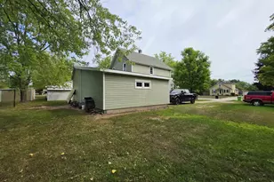 243 Park Ave, Oconto Falls, WI 54154 - Photo 27