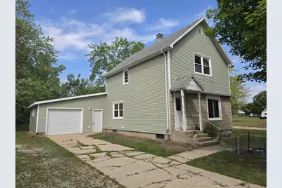 243 Park Avenue, Oconto Falls, WI 54154 - Photo 1