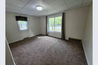243 Park Avenue, Oconto Falls, WI 54154 - Photo 9