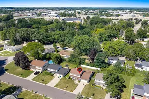 506 Pine Terrace, Green Bay, WI 54303 - Photo 19
