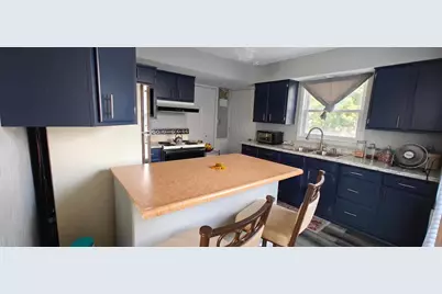505 S Western Avenue, Neenah, WI 54956 - Photo 9
