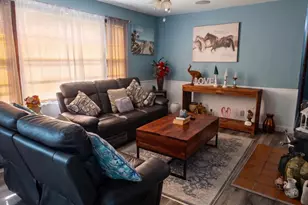 505 S Western Ave, Neenah, WI 54956 - Photo 3