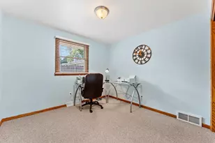 487 Superior Rd, Green Bay, WI 54311 - Photo 23
