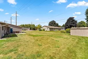 487 Superior Rd, Green Bay, WI 54311 - Photo 39