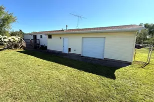 102 S Park St, Bowler, WI 54416 - Photo 29
