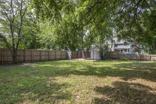 131 Pine St, Waupaca, WI 54981 - Photo 9