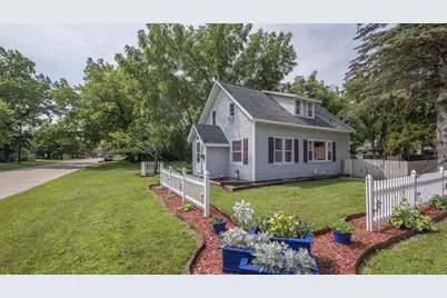 131 Pine Street, Waupaca, WI 54981 - Photo 1