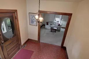 801 Lincoln St, Green Bay, WI 54303 - Photo 9
