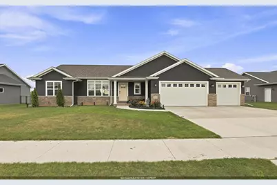 2014 Bear Paw Trail, Kaukauna, WI 54130 - Photo 1