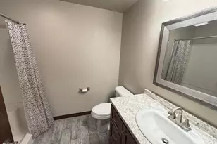560 Superior Rd, Green Bay, WI 54311 - Photo 21