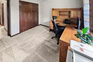 560 Superior Rd, Green Bay, WI 54311 - Photo 13