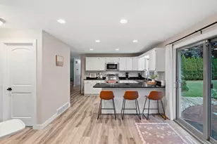 1061 Patrick Ct, Neenah, WI 54956 - Photo 13