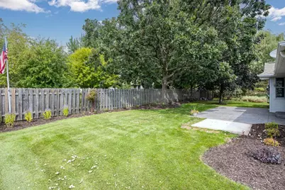339 Windingbrook Drive, Oshkosh, WI 54904 - Photo 29