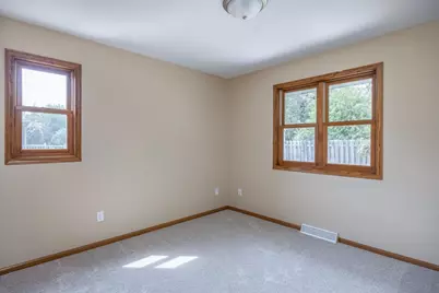 339 Windingbrook Drive, Oshkosh, WI 54904 - Photo 23