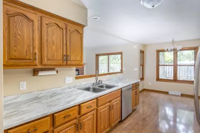 339 Windingbrook Drive, Oshkosh, WI 54904 - Photo 9