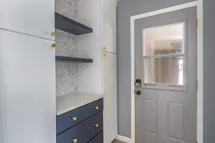 1005 Freedom Ave, Oshkosh, WI 54901 - Photo 11