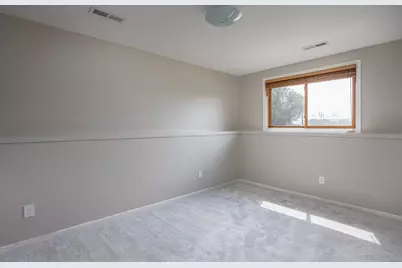 1005 Freedom Avenue, Oshkosh, WI 54901 - Photo 21