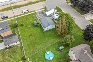 333 Lyon St, New London, WI 54961 - Photo 29