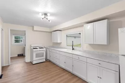 407 Hamburg Street, Ripon, WI 54971 - Photo 7