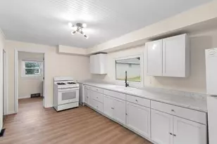 407 Hamburg St, Ripon, WI 54971 - Photo 7