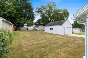 407 Hamburg St, Ripon, WI 54971 - Photo 27