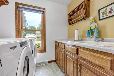 3097 Mercedes Drive, Green Bay, WI 54313 - Photo 17