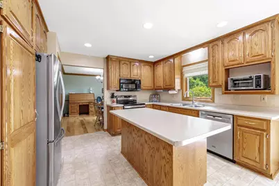 3097 Mercedes Drive, Green Bay, WI 54313 - Photo 5