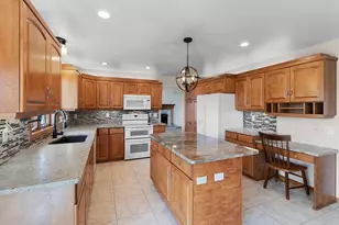 2820 Blue Spruce Dr, Green Bay, WI 54311 - Photo 27