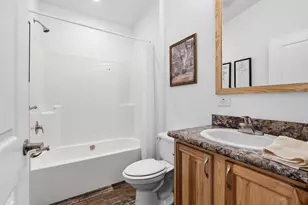 612 Allied Ct, Oconto, WI 54153 - Photo 17
