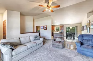 1927 Cross Creek Cir, De Pere, WI 54115 - Photo 3