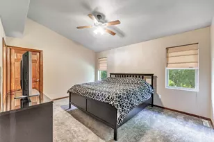1927 Cross Creek Cir, De Pere, WI 54115 - Photo 11