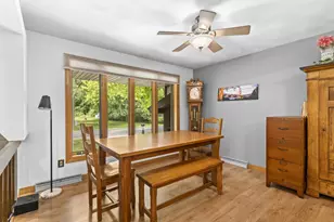 1261 Gavin Rd, Neenah, WI 54956 - Photo 5