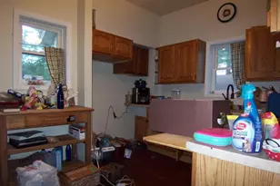 1136 Garfield Ave, Marinette, WI 54143 - Photo 3