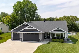 4944 Ormand Beach Ct, Oshkosh, WI 54904 - Photo 1