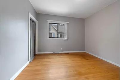 1240 S Jackson Street, Green Bay, WI 54301 - Photo 13