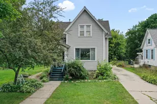 1240 S Jackson St, Green Bay, WI 54301 - Photo 3