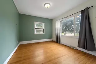 1240 S Jackson St, Green Bay, WI 54301 - Photo 5